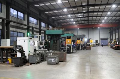 卢东磊带队深入调研金属制品制造业 把脉问需，力促产业转型升级